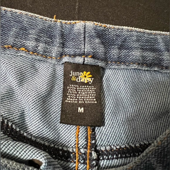 Ladies Denim jeggings  Size Medium - Picture 4 of 4